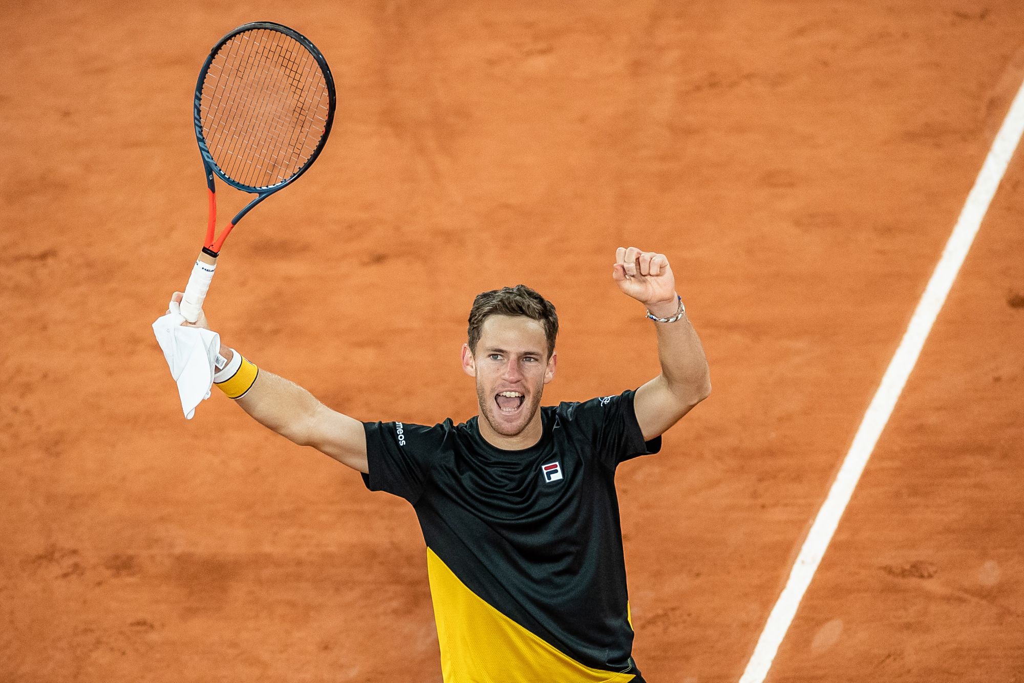 爆冷首场状态出色,公牛观众沸腾!,纳达尔重返赛场再创辉煌时刻(纳达尔爆冷最新消息) 爆冷首场状态出色,公牛观众沸腾!,纳达尔重返赛场再创辉煌时刻(纳达尔爆冷最新消息)